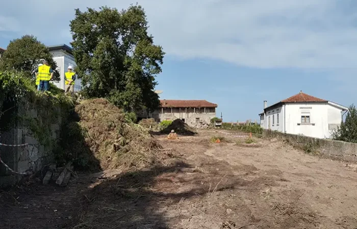 Essence inicia obras